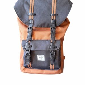 Herschel Supply Co. Little America Saddle & Black Backpack